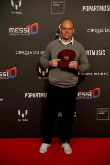René Pérez Joglar, mejor​ conocido por su nombre artístico Residente, fue invitado especial por Messi.