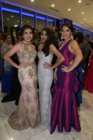 Ana Hernández, Gissel Castillo y Karla Cardona.