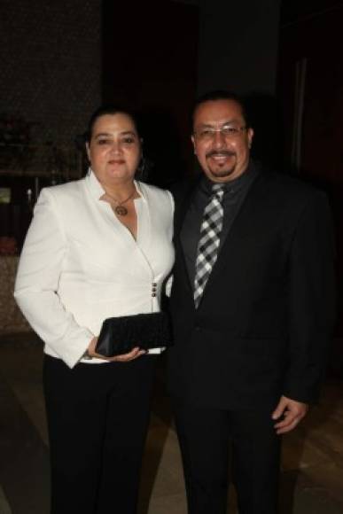 Wendolyn y Geovanny Núñez.