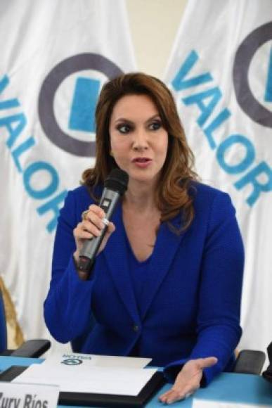 La exdiputada guatemalteca Zury Ríos, hija del fallecido exdictador Efraín Ríos Montt, anunció esta semana una batalla legal para participar como candidata a la presidencia, luego de que la máxima instancia de justicia del país revocara su inscripción.