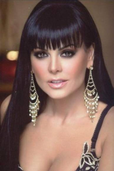 Inició su carrera como modelo al participar en el certamen de belleza Miss Costa Rica a principios del año de 1978.