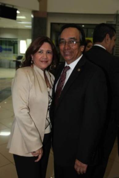 Lizeth y Víctor Rodríguez.