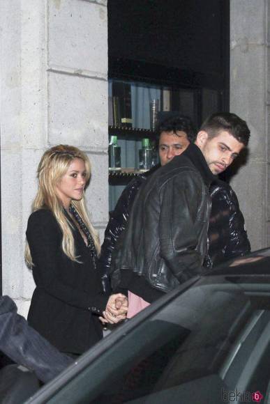 Tiempo después Piqué reveló que había conocido a Shakira antes del Mundial en un evento de Madrid en donde se cruzaron los números de celular.