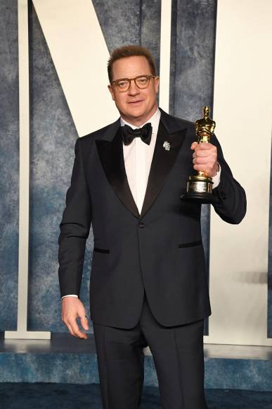 Hollywood parece haberse redimido con Brendan Fraser tras haberle reconocido ayer con el Oscar a mejor actor por su trabajo en La ballena (The whale).