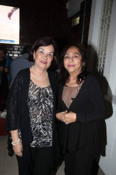 Blanca Álvarez y Gladis Perdomo.