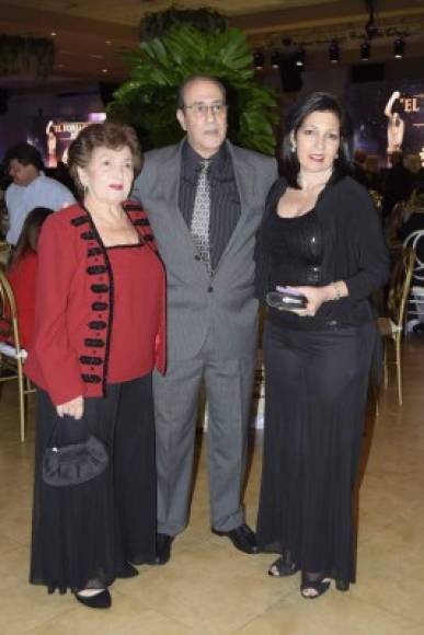 Cecilia Kafati, Roberto Sammur y Sandra Kafati.