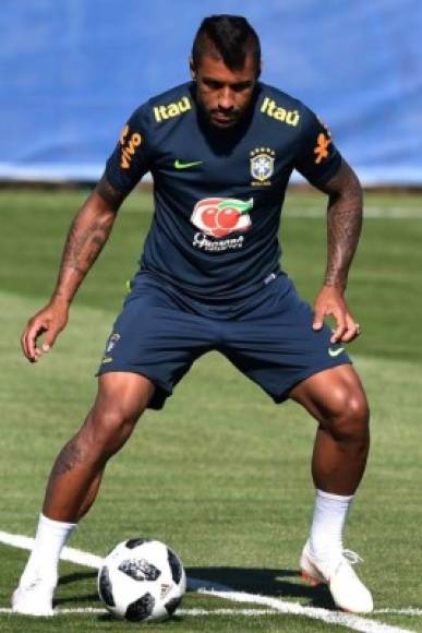 Paulinho seguirá siendo titular en el mediocampo brasileño.