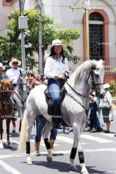 Son 11 días de diversión que hay en el Campo Agas, ubicado en la salida sur de San Pedro Sula. El valor de la entrada es de 35 lempiras; los niños menores de 10 años entran gratis.