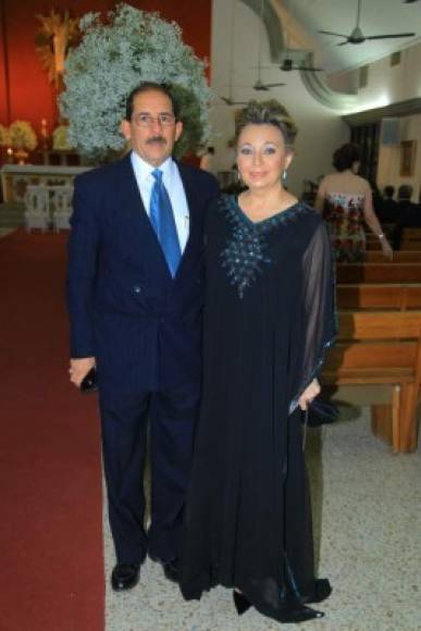 Roberto y Martha Calderón.