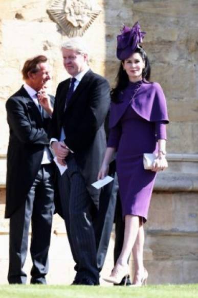 La presencia del conde de Spencer, Charles Spencer, tío del príncipe William y Harry, acompañado de su esposa Karen Spencer, hizo recordar a la princesa Diana de Gales.