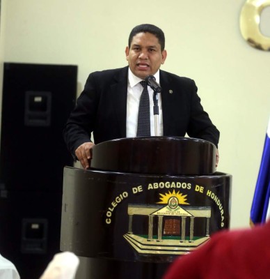 Honduras: Denuncian que abogados reciben a diario amenazas a muerte