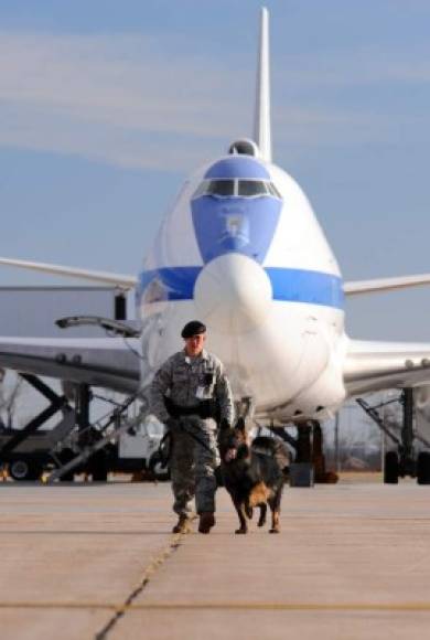 El avión del Apocalipsis fue concebido en plena Guerra Fría, ante los temores de que se desatara un conflicto nuclear entre EUA y la Unión Soviética.