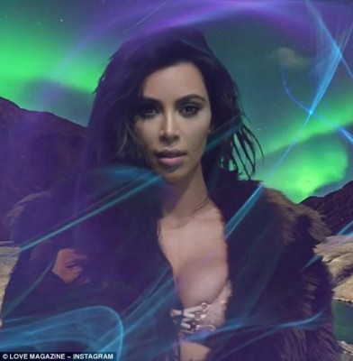 Kim Kardashian reaparece en ropa interior