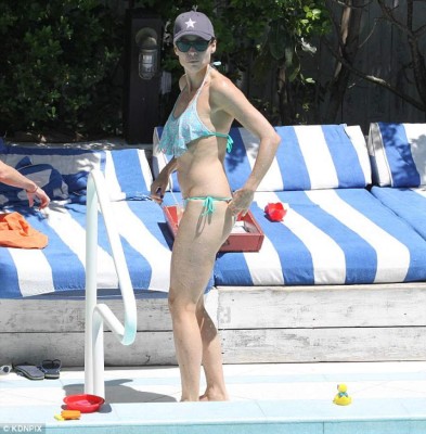 Minnie Driver es acosada por lucir su cuerpo