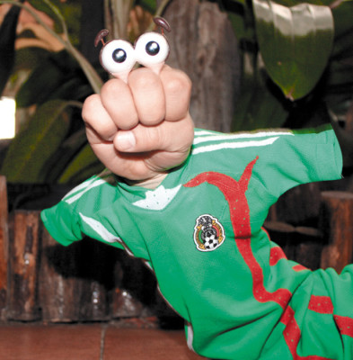 Periodistas mexicanos encantados con baleadas