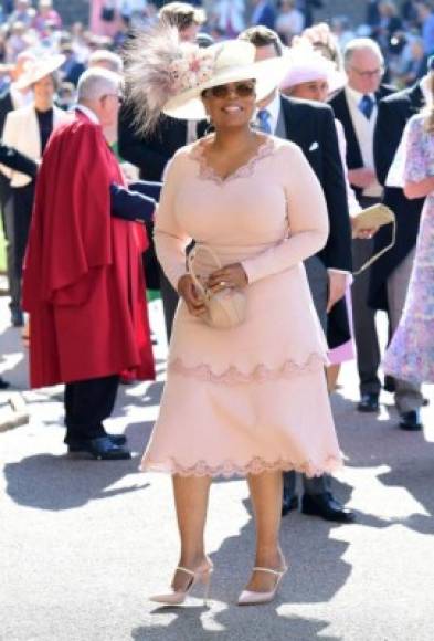 Oprah Winfrey, entre las elegantes invitadas a la boda real.
