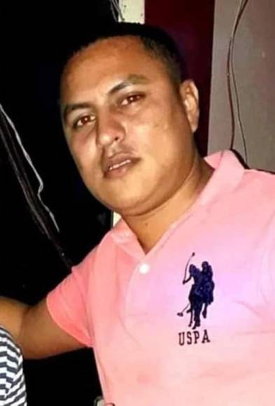 Orlin Sarmiento Mairena, un exsubinspector de Policía depurado, murió en el interior de una discoteca en Sonaguera al enfrentarse a balazos contra Ricardo Antúnez, excandidato a la alcaldía de Santa Rosa de Aguán. 