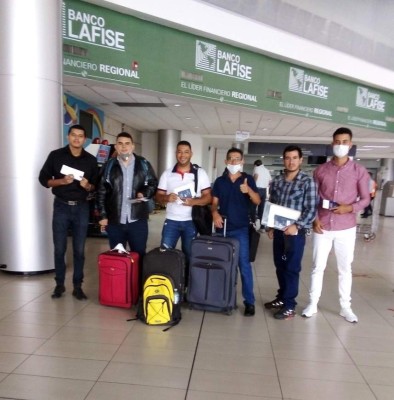 Salen los primeros seis hondureños a trabajar de forma temporal a EEUU