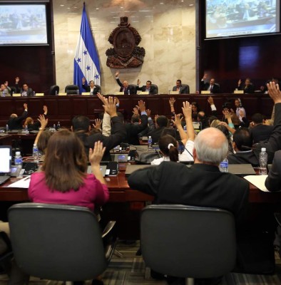 Empleados podrán renunciar con el 50% de sus prestaciones