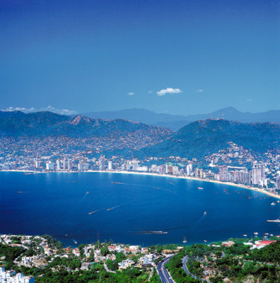 'Acuérdate de Acapulco, María Bonita, María…”