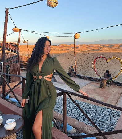 La joven francesa se ha viralizado por ser la responsable de cautivar al campeón del mundo en Cannes.