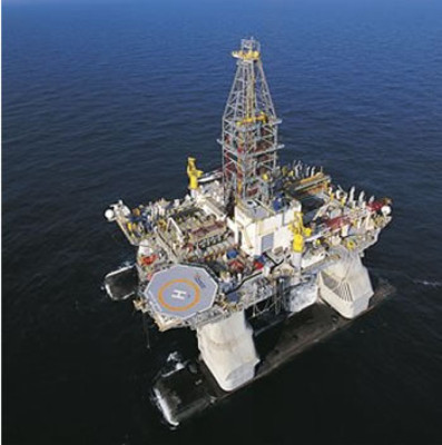 De 11 a 12 desaparecidos al estallar una plataforma