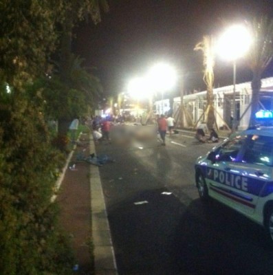 Atentado en Francia: Un camión embiste una multitud