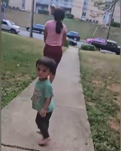 Hondureña deportada por ICE clama porque le devuelvan a sus hijos