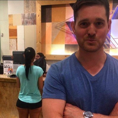 Michael Bublé se disculpó tras ser duramente criticado por fotografía