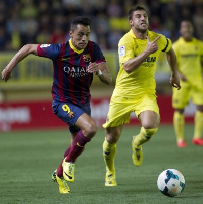 Barcelona se alía con la suerte y sigue vivo en la lucha por la Liga