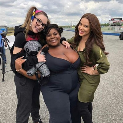 Belinda se cambia el look para el remix 'La Chapa que vibra'