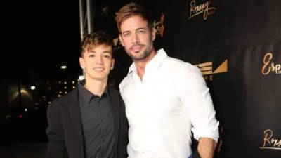 Christopher y su padre, el famoso actor William Levy.