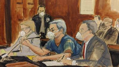 Dibujo que representa a Juan Orlando Hernández y Raymond Colón en una audiencia.