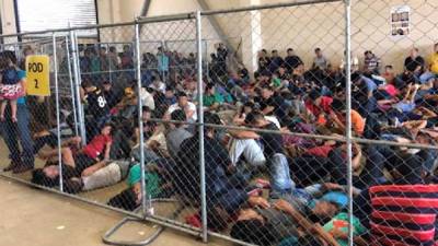 El Departamento de Seguridad Nacional de EEUU denunció las 'peligrosas' condiciones en las que permanecen detenidos miles de inmigrantes en EEUU.