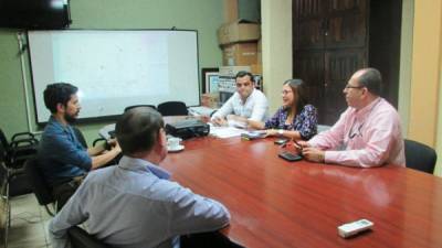 El alcalde de Comayagua, Carlos Miranda, se reunió con los representantes del Ministerio Público para dialogar sobre una posible ampliación del terreno donde se construirá el nuevo módulo integral.