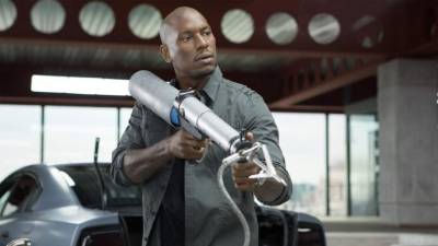 Tyrese Gibson interpreta a Roman Pearce en la saga 'Rápido y Furioso'.