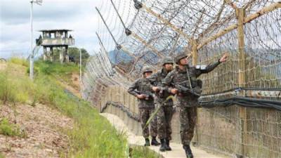 Un soldado surcoreano resultó herido en el ataque norcoreano en la frontera de ambos países./AFP.