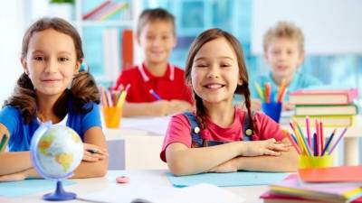 La Convención sobre los Derechos del Niño (1989) ratificó que todos los niños y niñas tienen derecho a la educación.