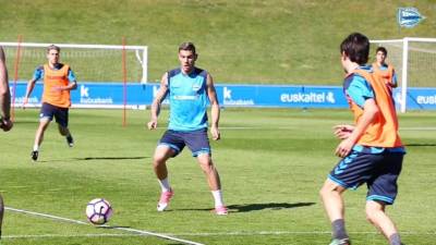 El jugador, de 19 años, está haciendo una gran campaña y dejando una magnífica imagen en el Alavés