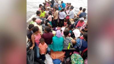Casi tres mil hondureños del departamento de Gracias a Dios, zona oriental fueron evacuados en las últimas horas ante el inminente riesgos del huracán Iota en Honduras.