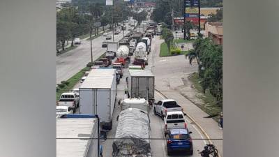 De tres a cuatro horas le toma a conductores salir del área.