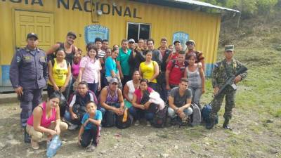 Los extranjeros viajaban en un autobús desde Tegucigalpa y fueron llevados a Migración en Ocotepeque.