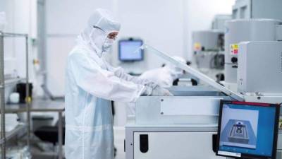 Los laboratorios británicos trabajarán directamente con las muestras enviadas desde el extranjero o proporcionarán apoyo a distancia y asesoramiento de expertos. Foto EFE