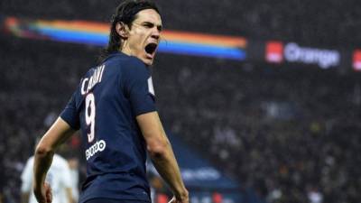 Edinson Cavani cuenta con 33 años de edad.