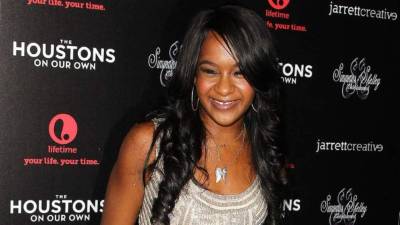 Bobbi Kristina fue encontrada inconsciente en una bañera en su casa la mañana del 31 de enero de este año, desde ese entonces estaba en coma.