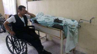 Melvin Zelaya hasta el último minuto acompañó a la menor de sus hijas, el padre asegura que pese a la prueba guardan las esperanzas de que Dios les dará el consuelo para tener fortaleza.