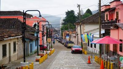 En un solo paso puede recorrer Intibucá y La Esperanza, dos ciudades unidas por el amor lenca y buen gusto colonial.