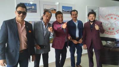 Los Tigres del Norte arribaron esta tarde a San Pedro Sula.