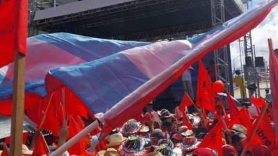 El Partido Libre preparó un escenario, donde se espera que la presidenta Xiomara Castro brinde un discurso.