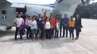 El Gobierno les facilitó el traslado vía aérea a los estudiantes.